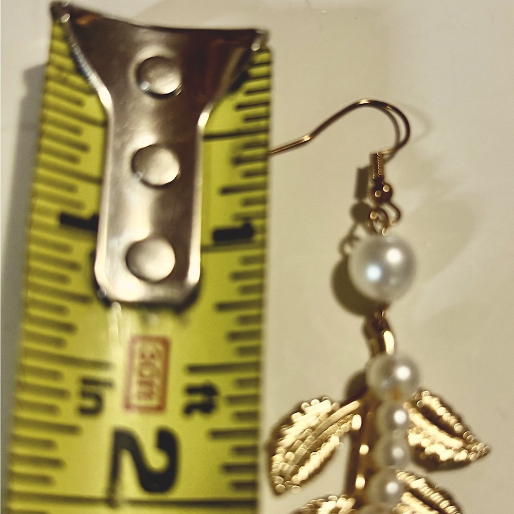 HANDMADE FAUX PEARL GOLD-TONE LEAF DROP HOOK 2.5" EARRINGS - Picture 2 of 8
